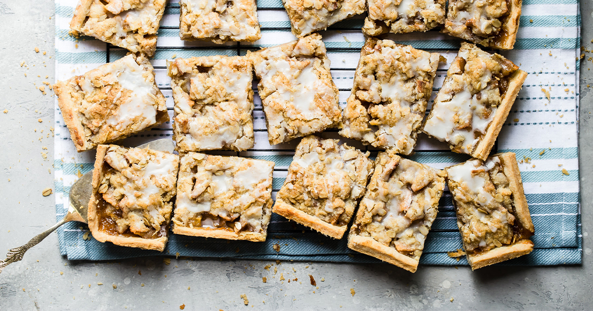 Autumn Glory Apple Pie Bars - Superfresh Growers