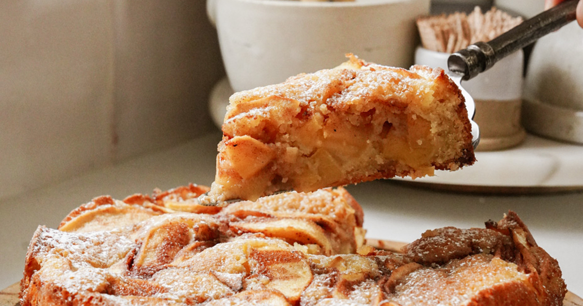 Autumn Glory Greek Apple Cake - Superfresh Growers