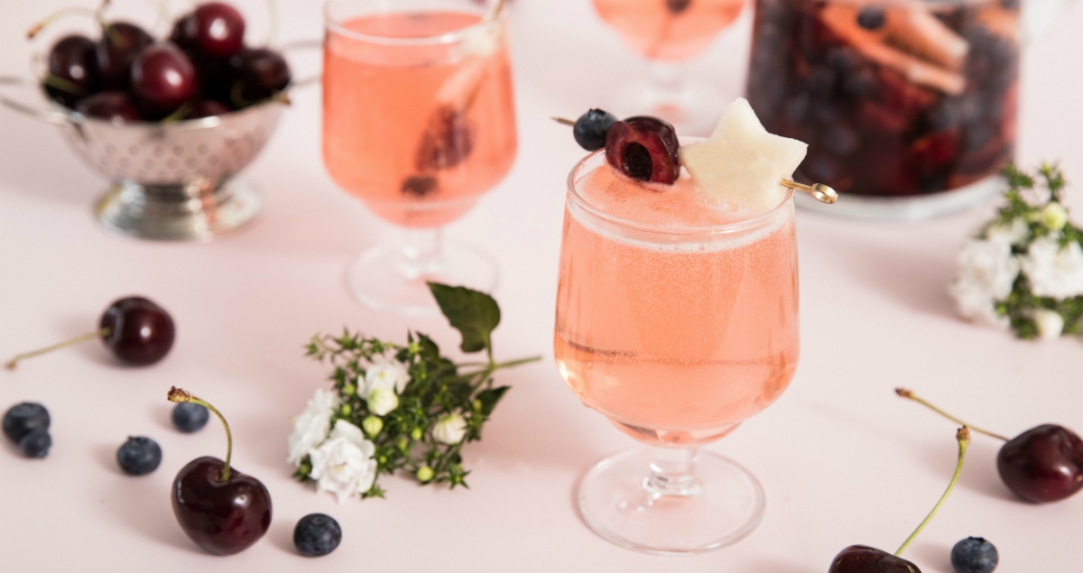 Red White and Blue Wine Spritzer - Superfresh Growers